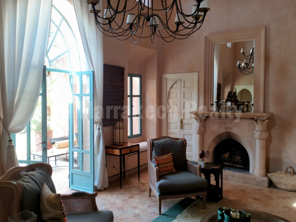 Villa La porte au lion – 3 chambres – grand jardin et grande piscine sans vis-à-vis