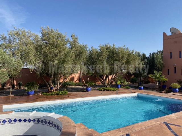 Villa de 145 m² habitable avec piscine nichée dans un écrin de verdure