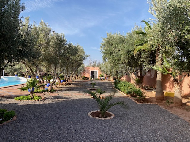Villa de 145 m² habitable avec piscine nichée dans un écrin de verdure