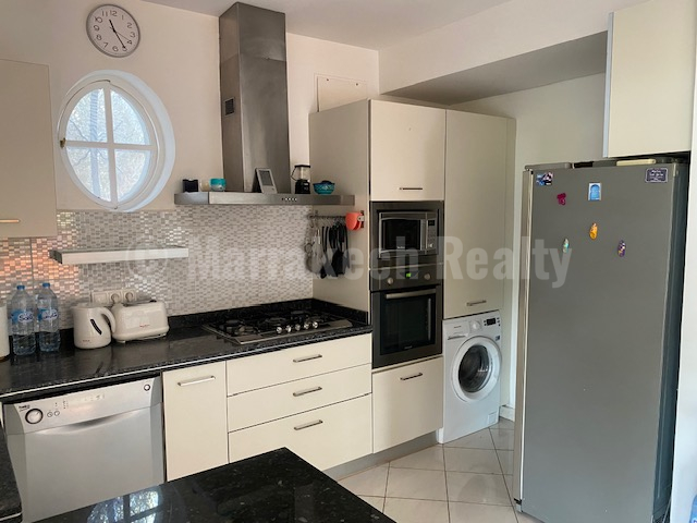 Villa de 145 m² habitable avec piscine nichée dans un écrin de verdure