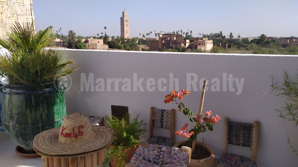 Riad Ker 46 – Medina – 3 bedrooms – Terrace with view of the Koutoubia and plunge pool