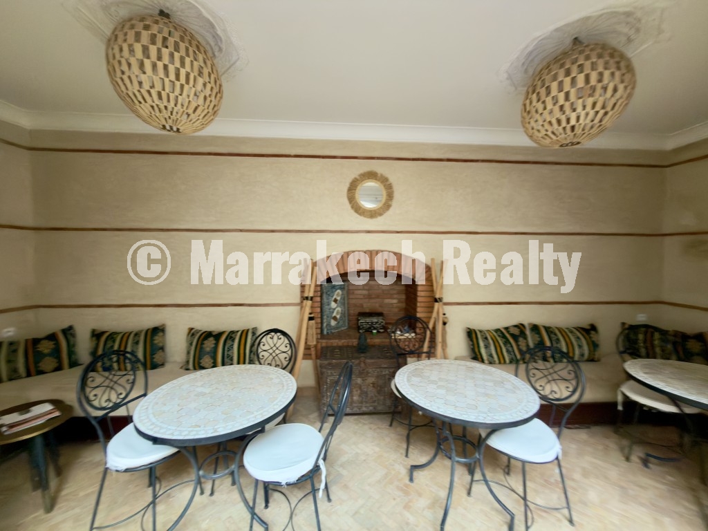 Grand Riad Maison D’hôtes de 9 Chambres dans Le Meilleur Quartier de Marrakech