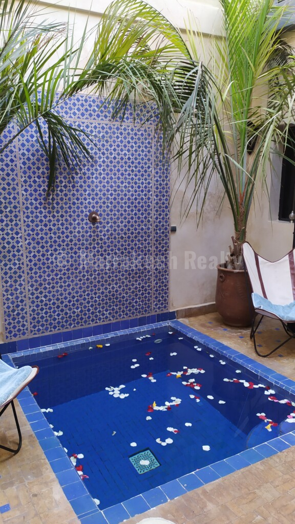 Riad Dar Al Azhar – 3 bedrooms – Medina, pool terrace