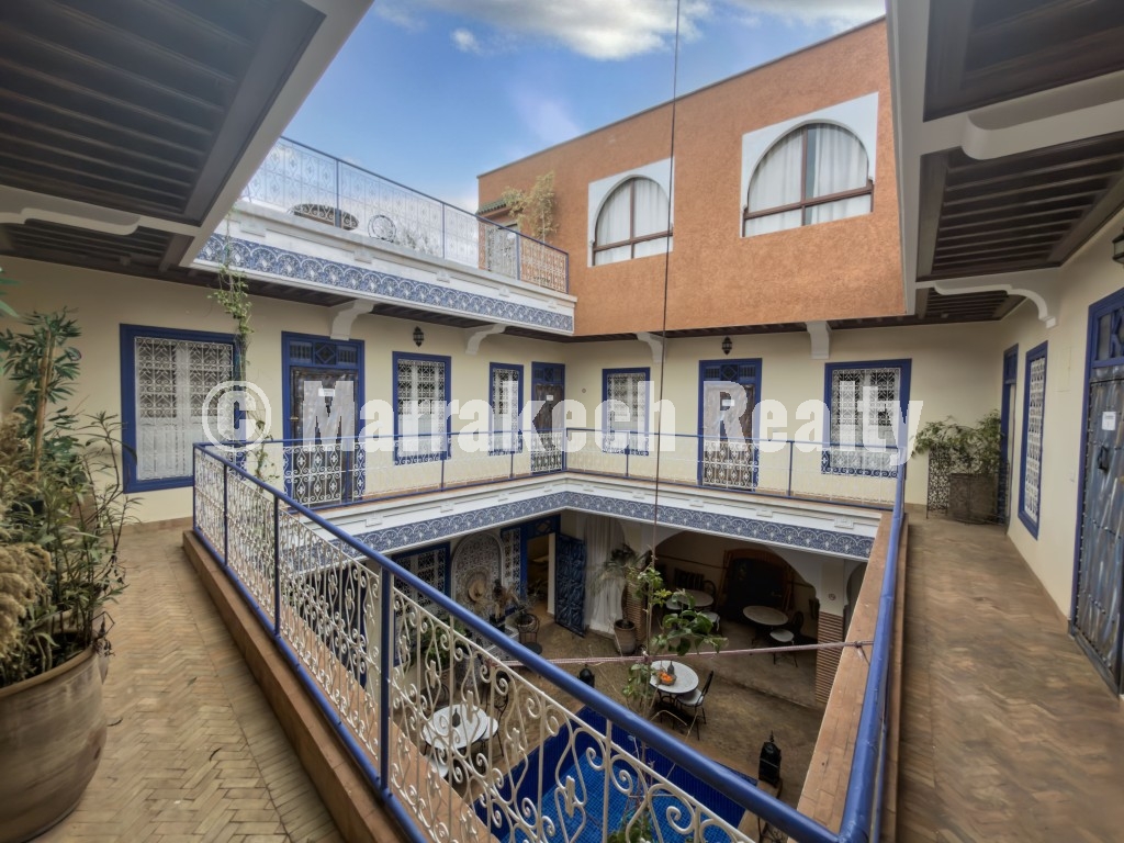 Grand Riad Maison D’hôtes de 9 Chambres dans Le Meilleur Quartier de Marrakech