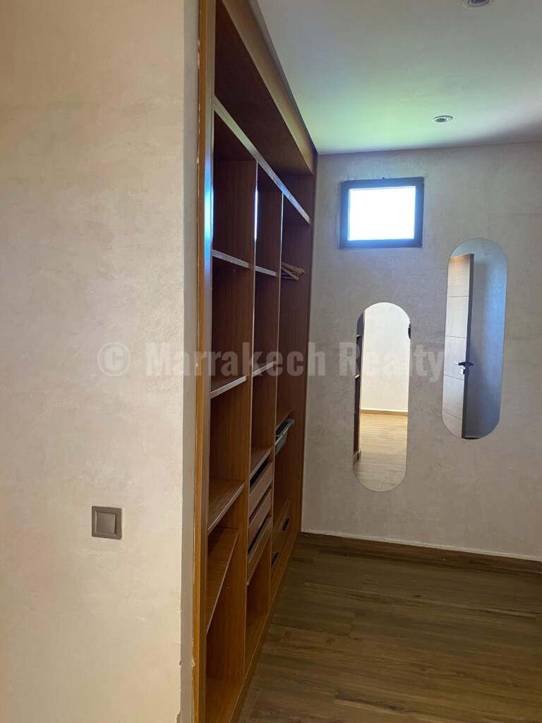 Contemporary 4 bedroom villa on the road to Amizmiz