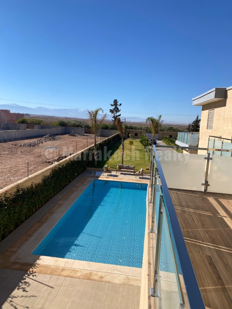 Contemporary 4 bedroom villa on the road to Amizmiz