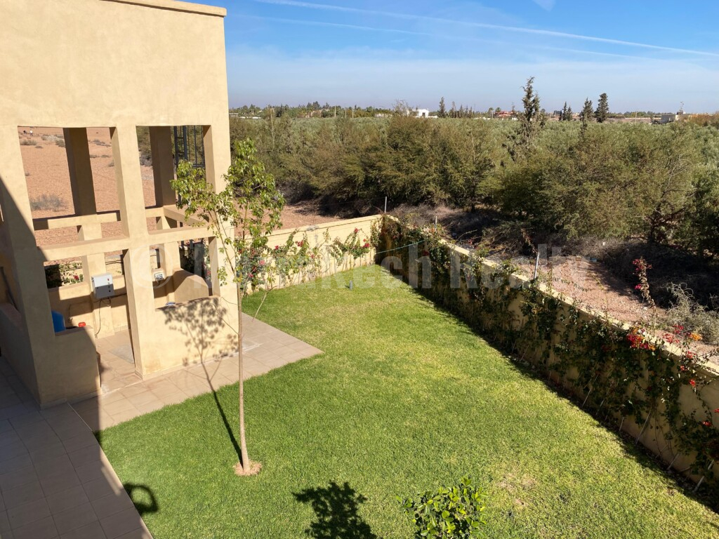 Contemporary 4 bedroom villa on the road to Amizmiz