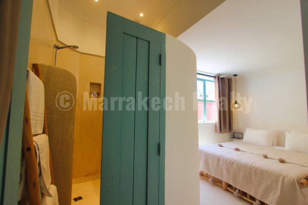 Double riad – 7 bedrooms – rooftop terrace with open view, two pools