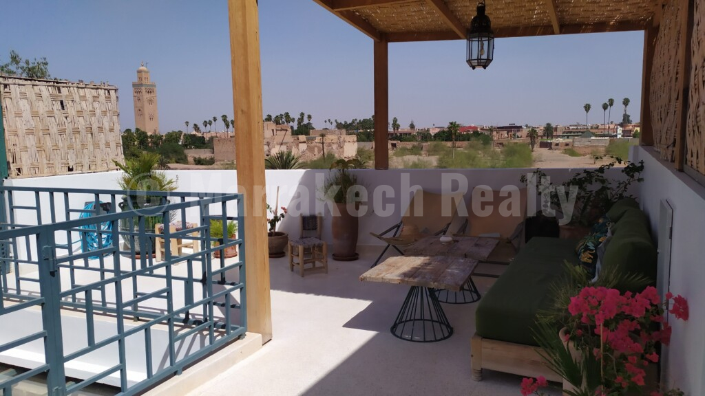 Double riad – 7 bedrooms – rooftop terrace with open view, two pools