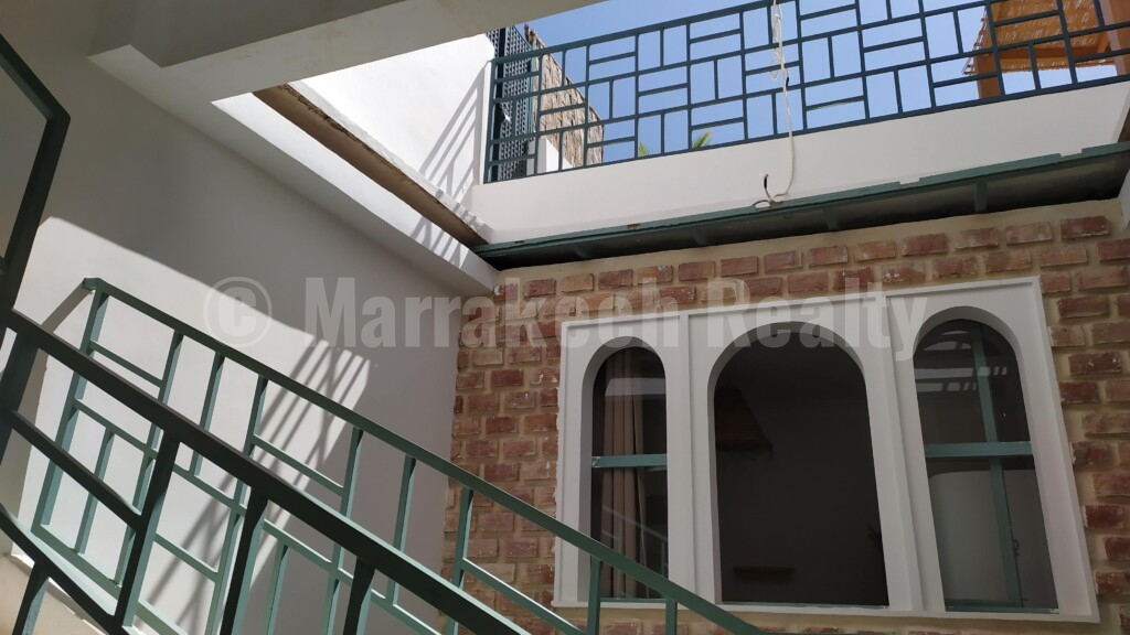 Double riad – 7 bedrooms – rooftop terrace with open view, two pools