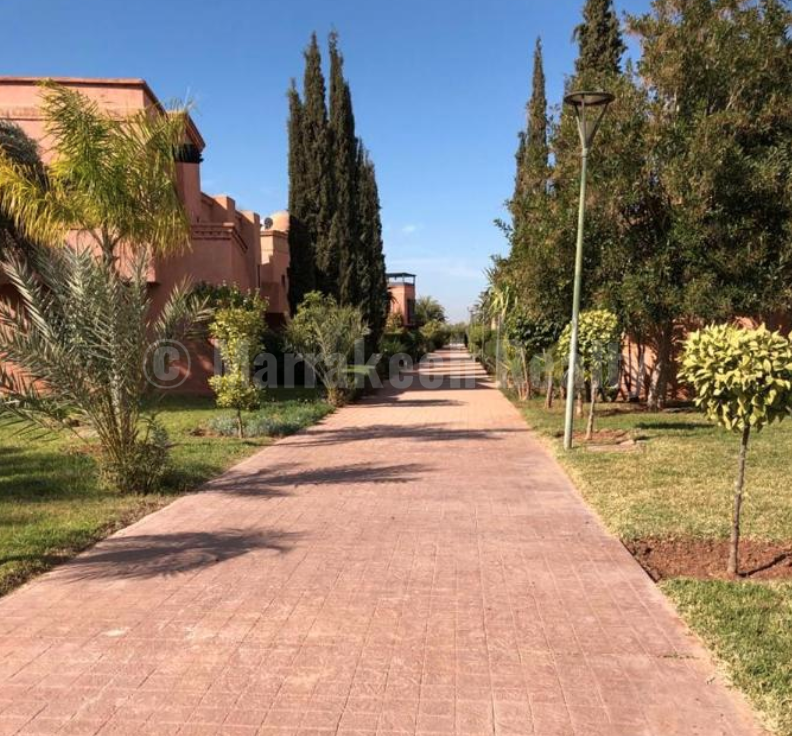 Bel appartement dans résidence sécurisée avec piscine, tout proche de Marrakech