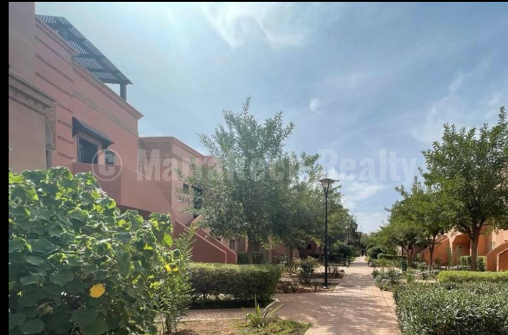 Bel appartement dans résidence sécurisée avec piscine, tout proche de Marrakech