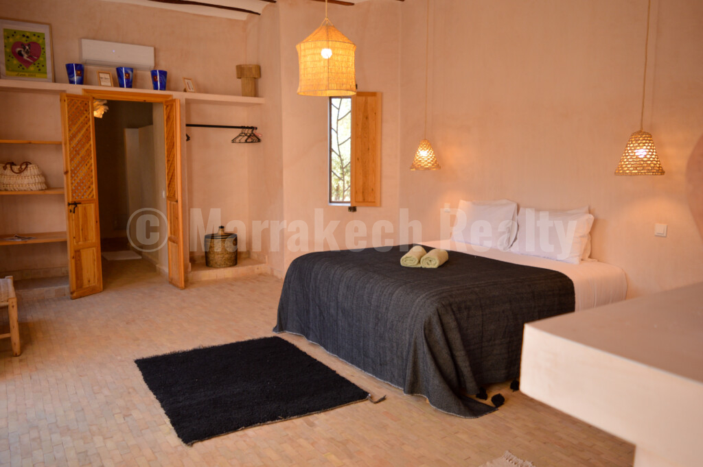 Splendide propriété de 2 hectares avec grande piscine et oliveraie