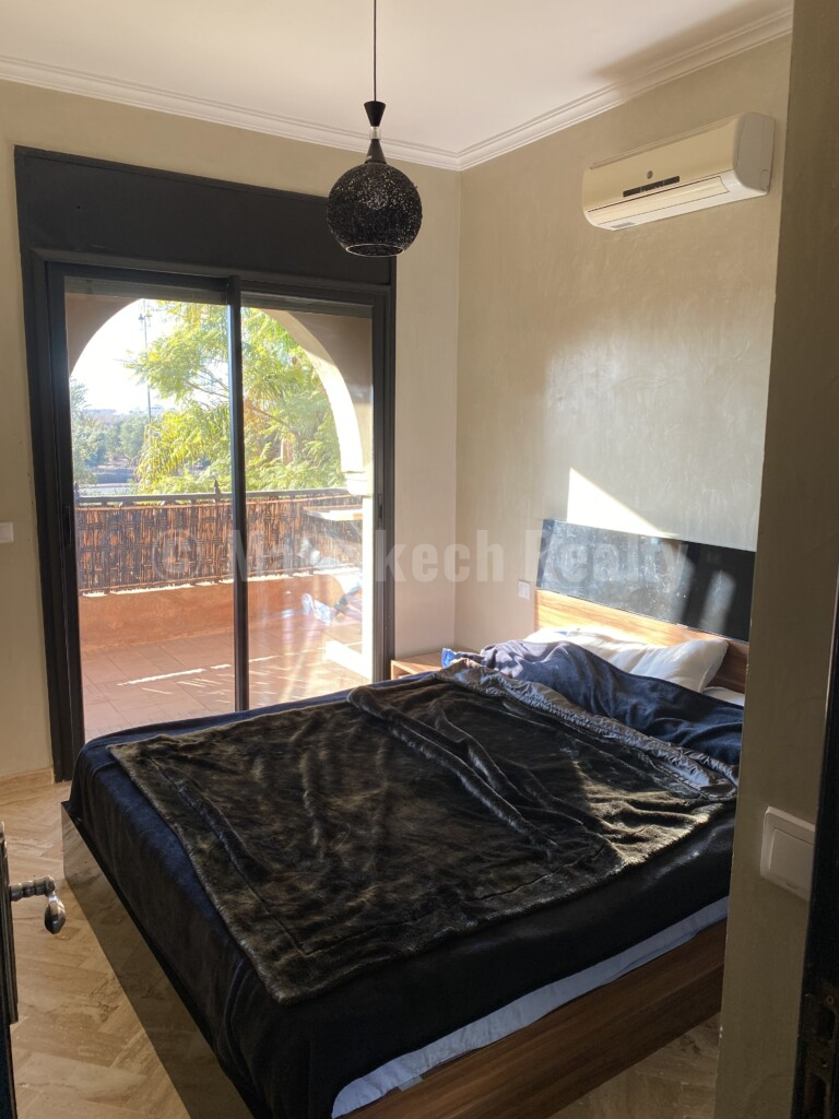 Bel appartement dans résidence sécurisée avec piscine, tout proche de Marrakech