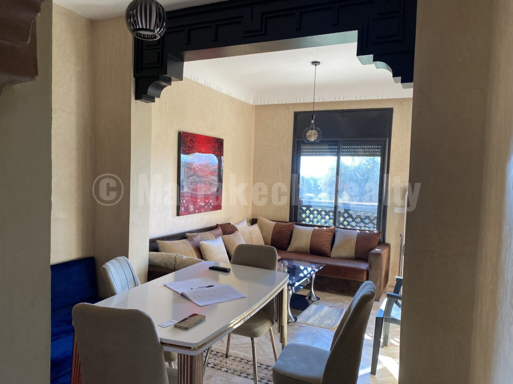 Bel appartement dans résidence sécurisée avec piscine, tout proche de Marrakech