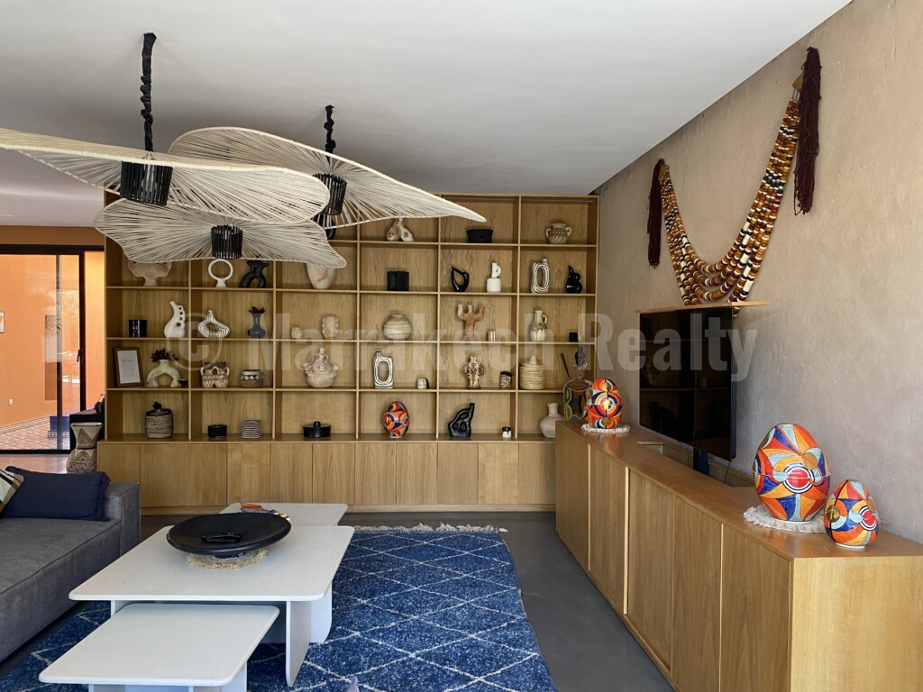 Jolie villa contemporaine de 300 m² habitable avec piscine et jardin de 1 000 m²