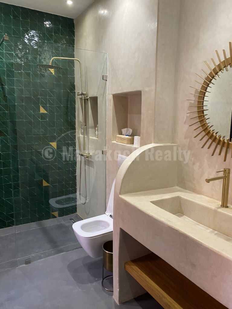 Jolie villa contemporaine de 300 m² habitable avec piscine et jardin de 1 000 m²