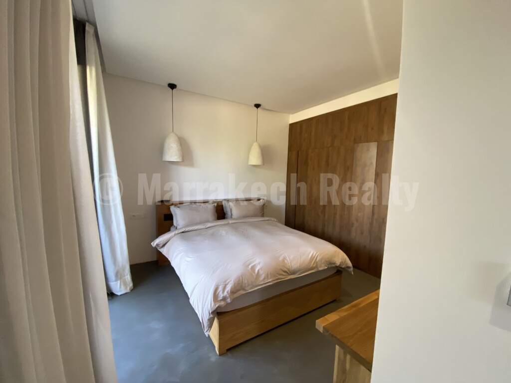 Jolie villa contemporaine de 300 m² habitable avec piscine et jardin de 1 000 m²