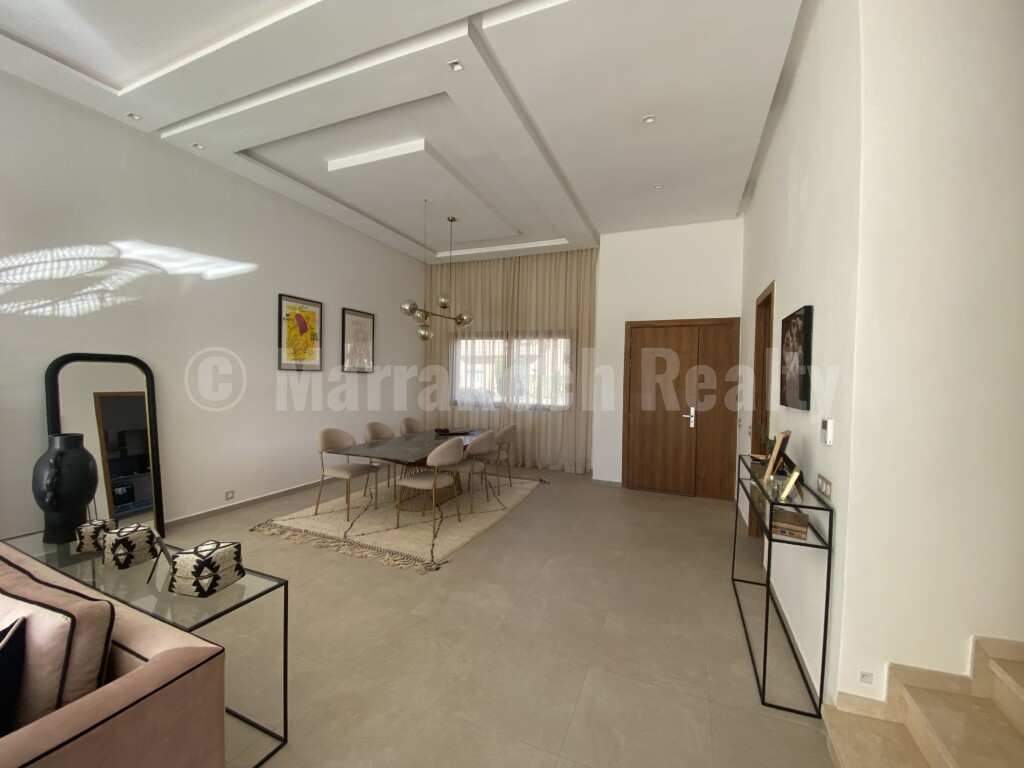 Villa contemporaine de 255 m² avec piscine, vue sur l’Atlas à 10 km du centre-ville de Marrakech