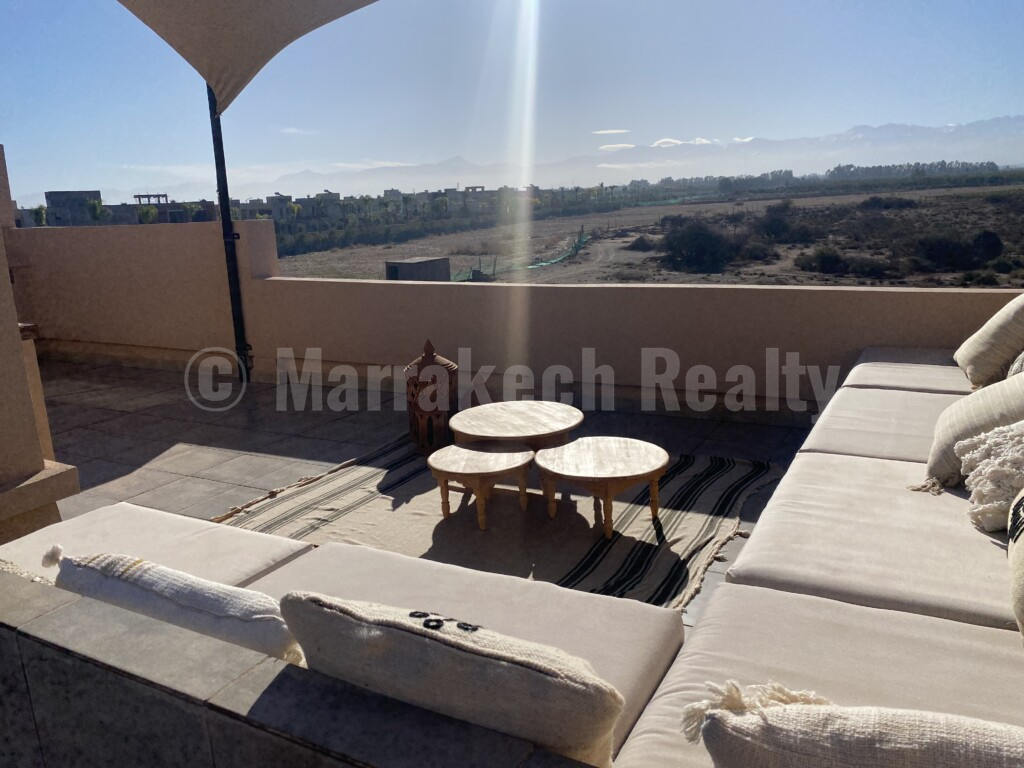 Villa contemporaine de 255 m² avec piscine, vue sur l’Atlas à 10 km du centre-ville de Marrakech