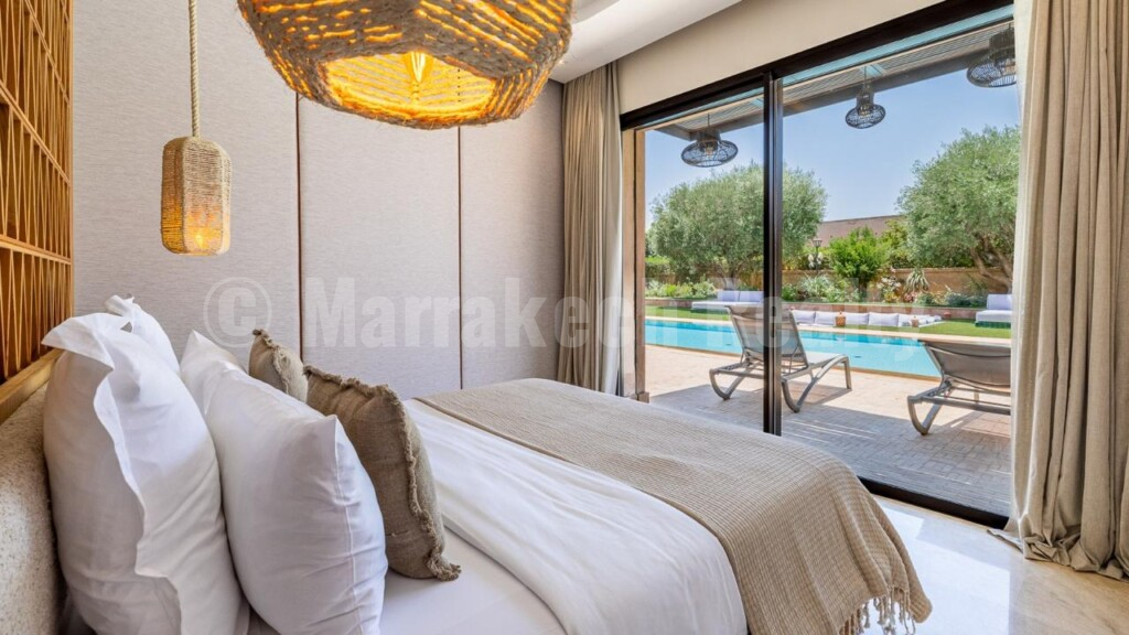 Magnificent single-storey villa, located less than 10 minutes from Marrakech, in a private residence