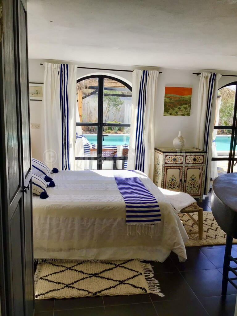 Superbe villa ferme de 5 chambres avec VNA et grande piscine