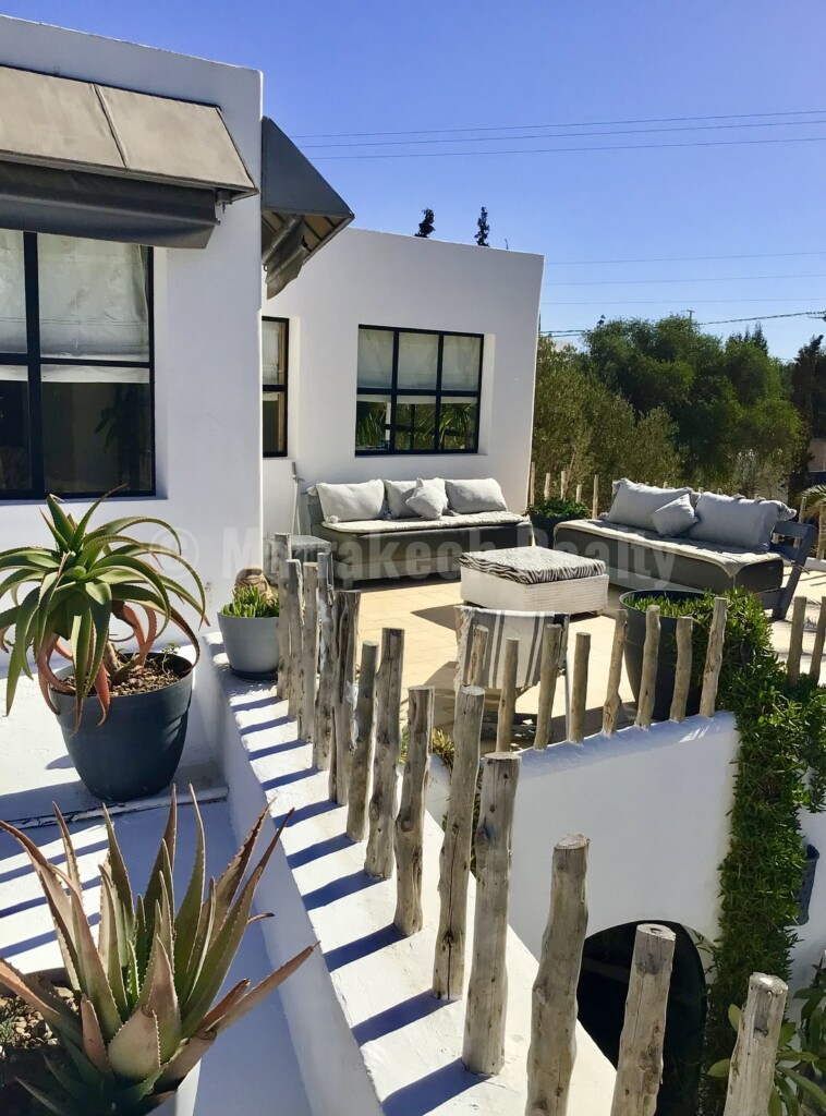 Superbe villa ferme de 5 chambres avec VNA et grande piscine