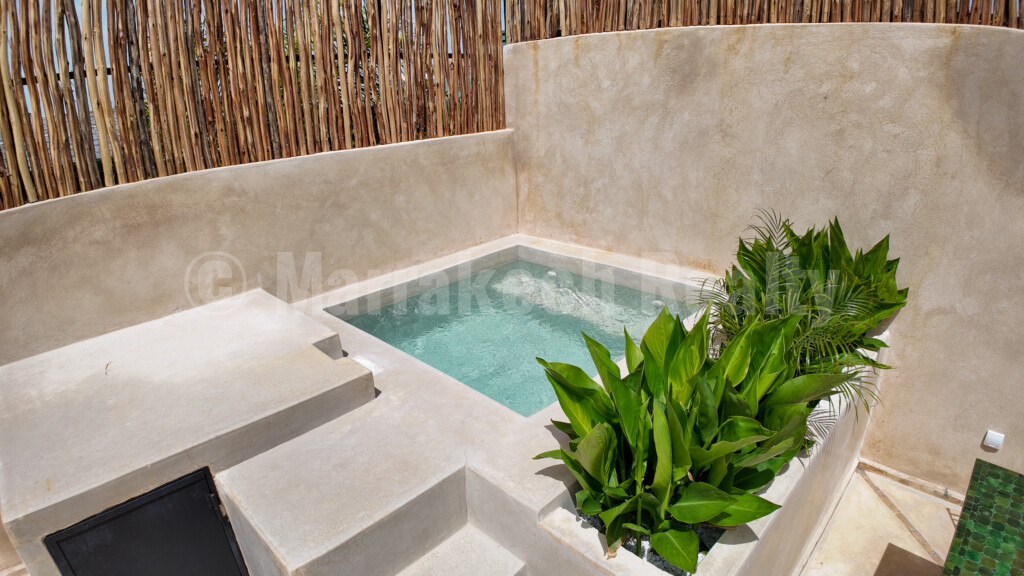 Riad with two swimming pools – 5 bedrooms – Guesthouse title and classification in progress