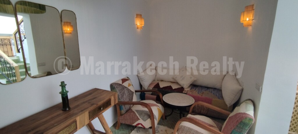Airbnb three-bedroom riad with plunge pool and car access
