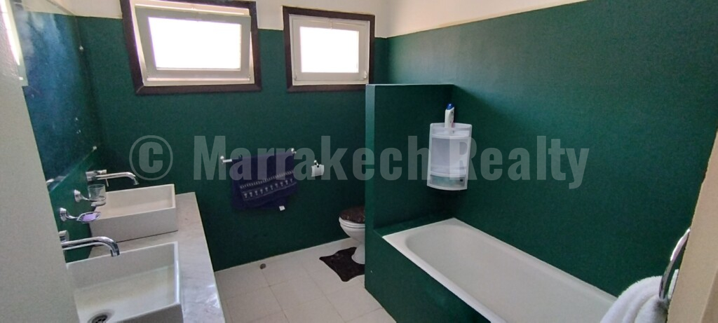 Unique: a louer longue durée villa camp ghoul 5 chambres