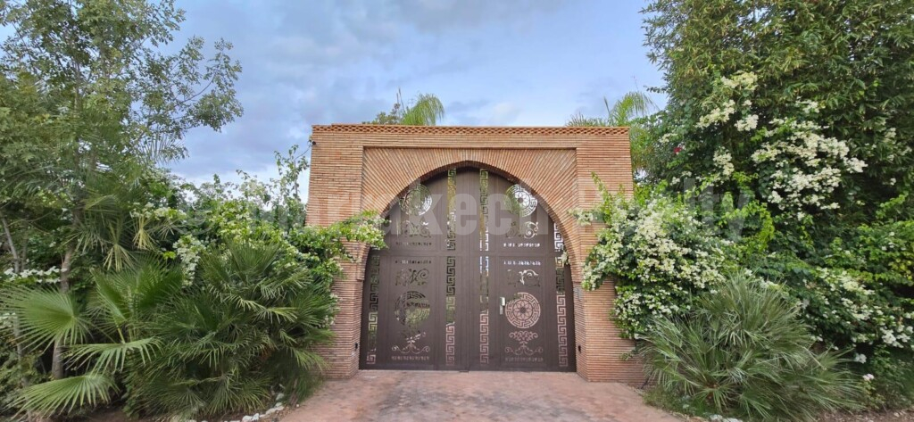 Magnificent luxury villa, located in Palmeraie in a secure residence.