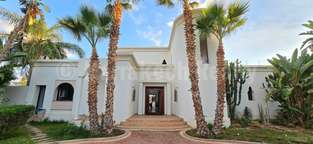 Magnificent luxury villa, located in Palmeraie in a secure residence.