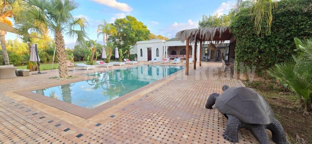 Magnificent luxury villa, located in Palmeraie in a secure residence.
