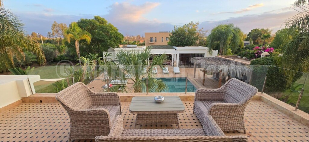 Magnificent luxury villa, located in Palmeraie in a secure residence.