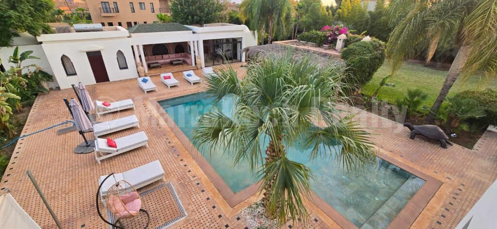 Magnificent luxury villa, located in Palmeraie in a secure residence.