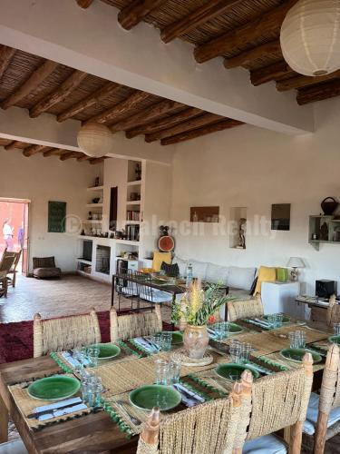 Eco-Lodge kasbah guest house on two hectares
