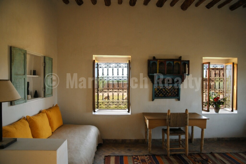 Eco-Lodge kasbah guest house on two hectares