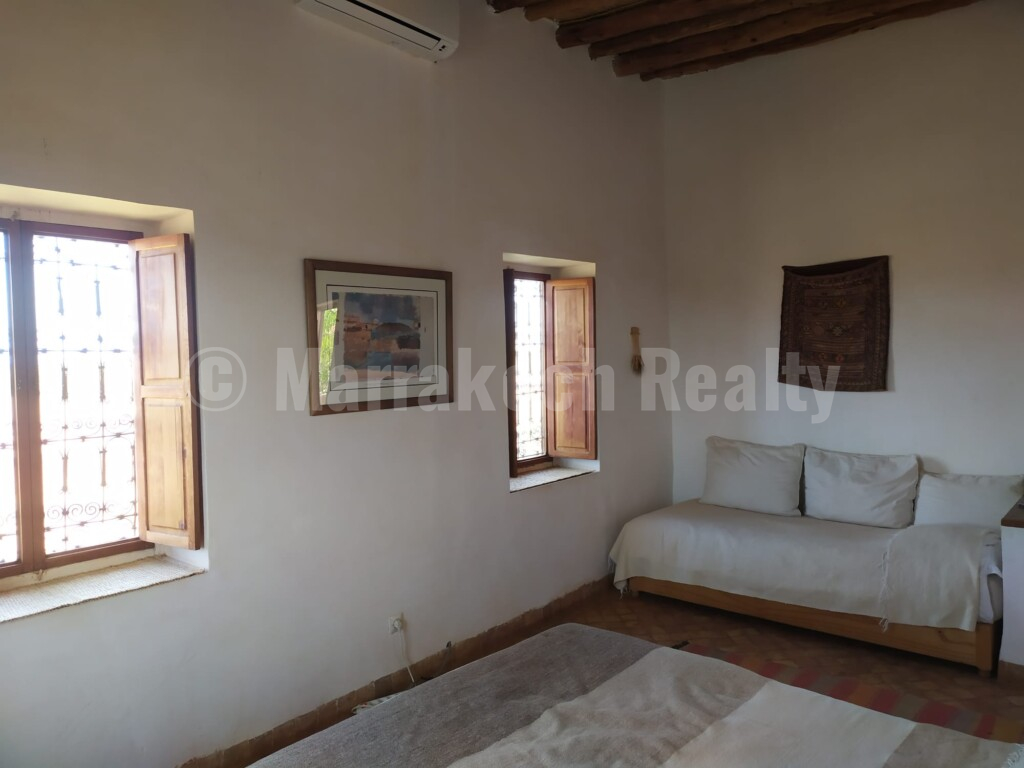 Eco-Lodge kasbah guest house on two hectares