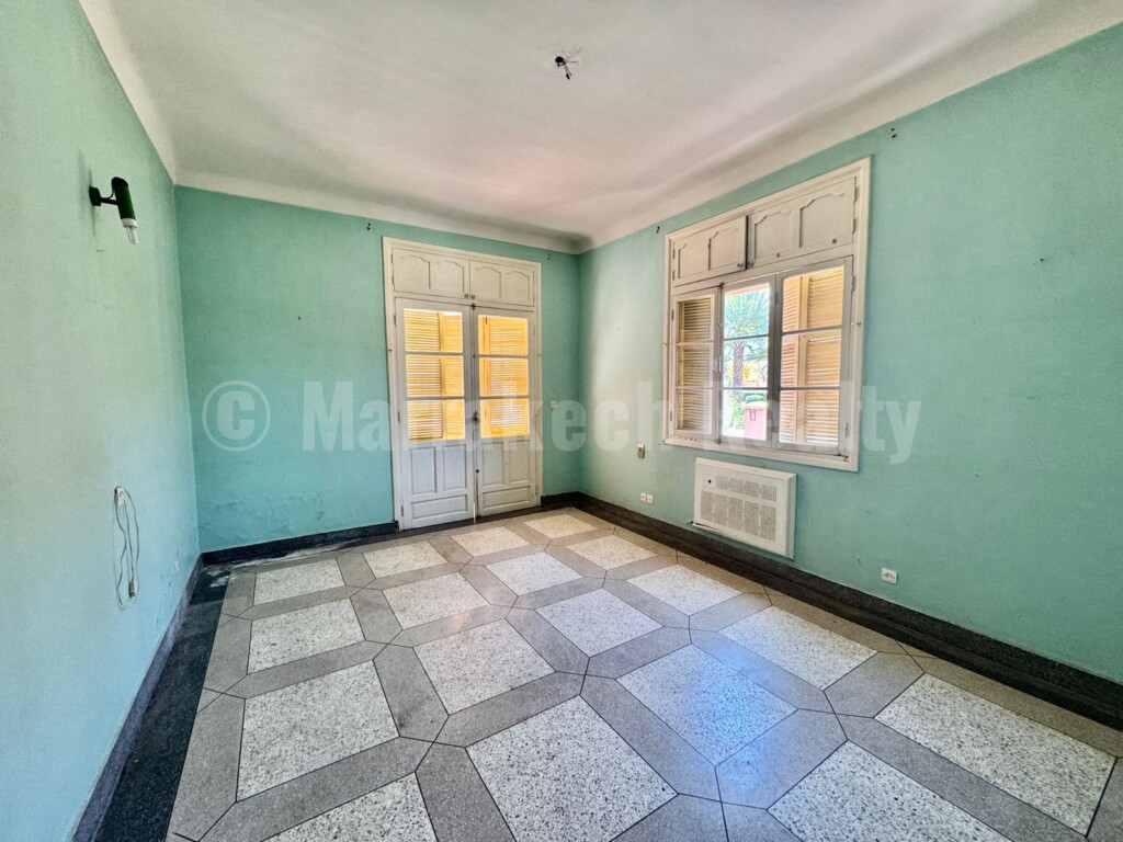 Villa à vendre à usage commerciale ou habitation