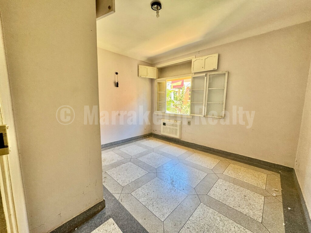 Villa à vendre à usage commerciale ou habitation