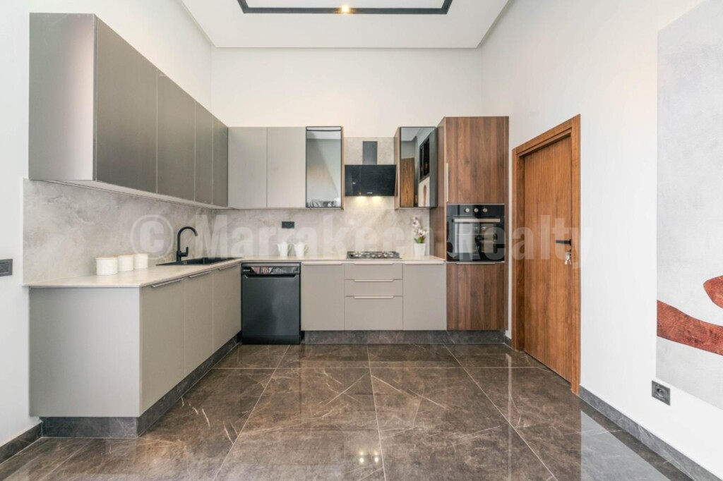 Exceptional Luxury Villa in a new program close to the city