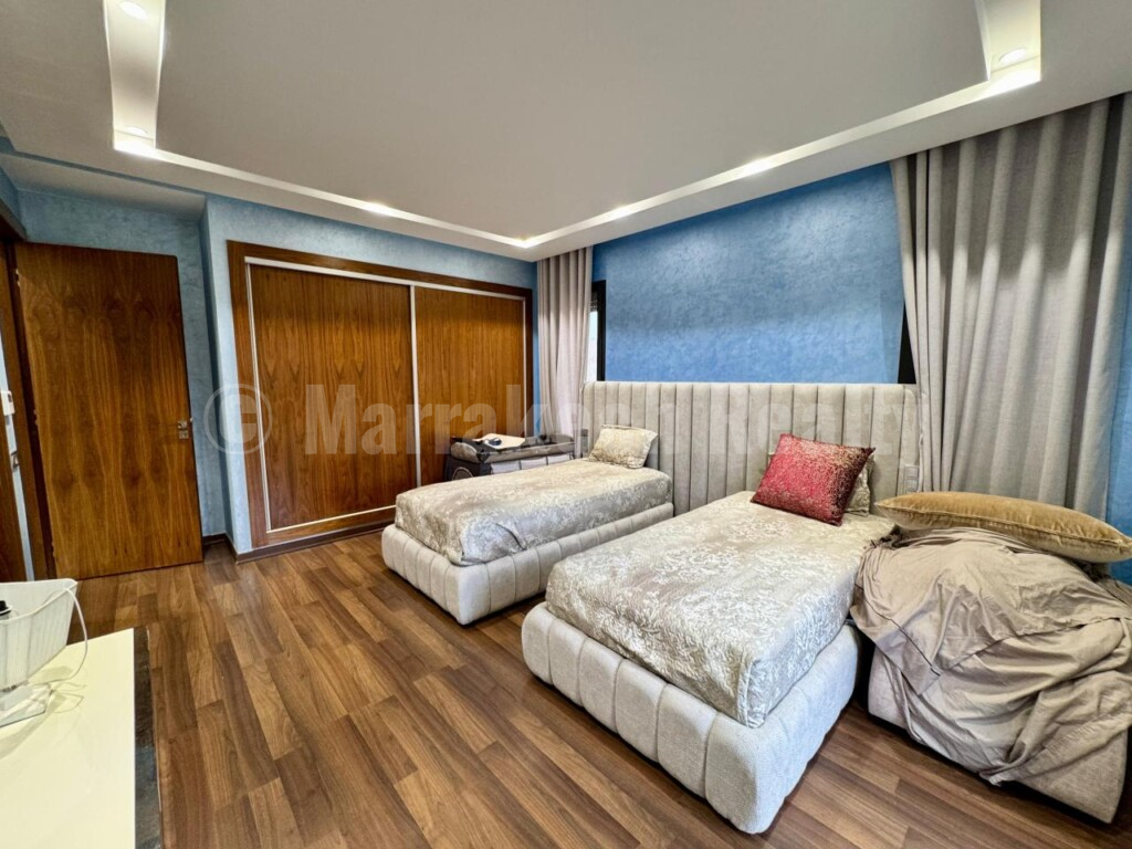 Modern 4 bedroom villa for sale in Targa