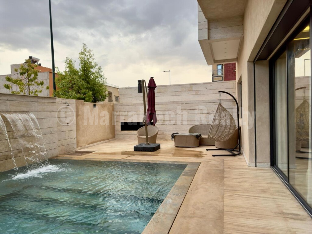 Villa Moderne de 4 chambres à Vendre à Targa