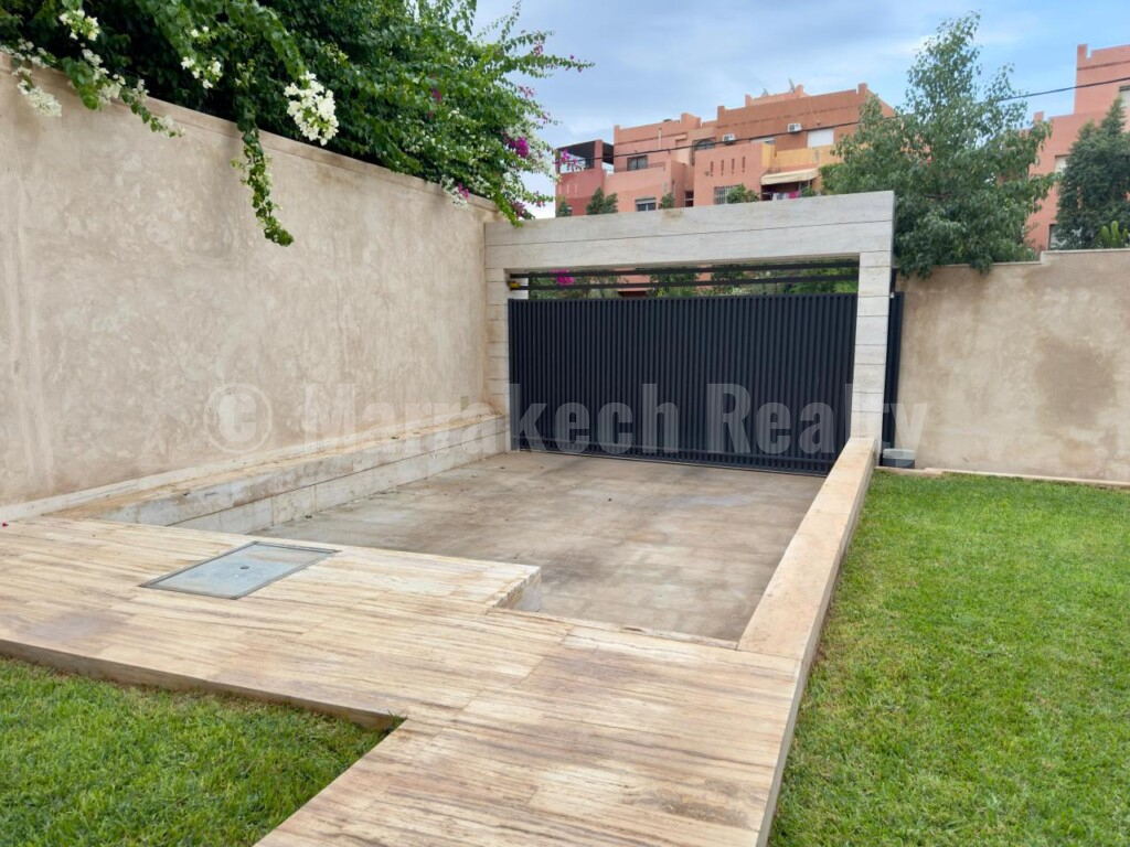 Modern 4 bedroom villa for sale in Targa