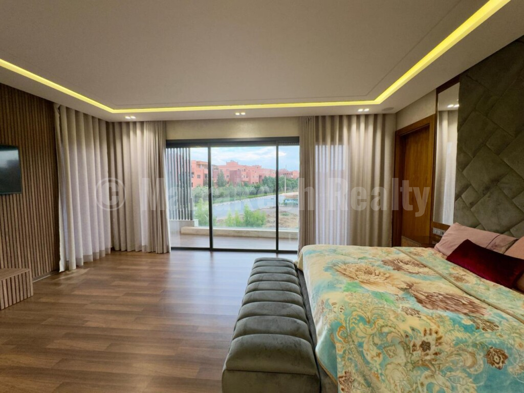 Modern 4 bedroom villa for sale in Targa