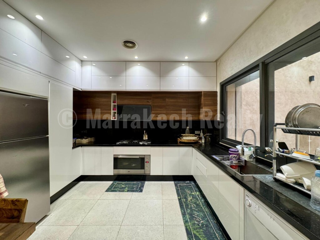 Modern 4 bedroom villa for sale in Targa