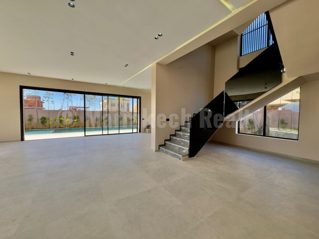 Villa contemporaine à vendre de 5 chambres dans Marrakech