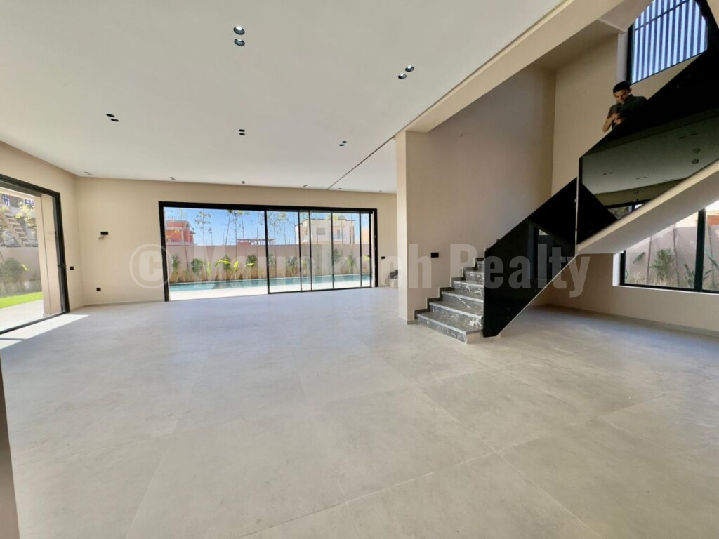 Villa contemporaine à vendre de 5 chambres dans Marrakech
