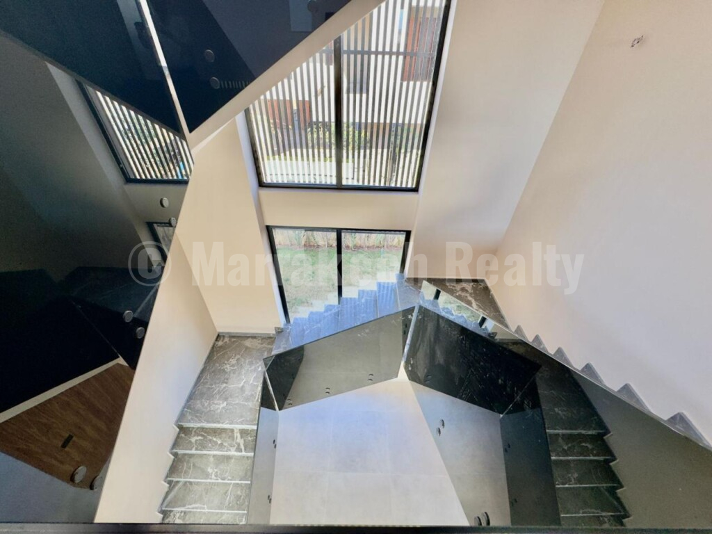 Villa contemporaine à vendre de 5 chambres dans Marrakech