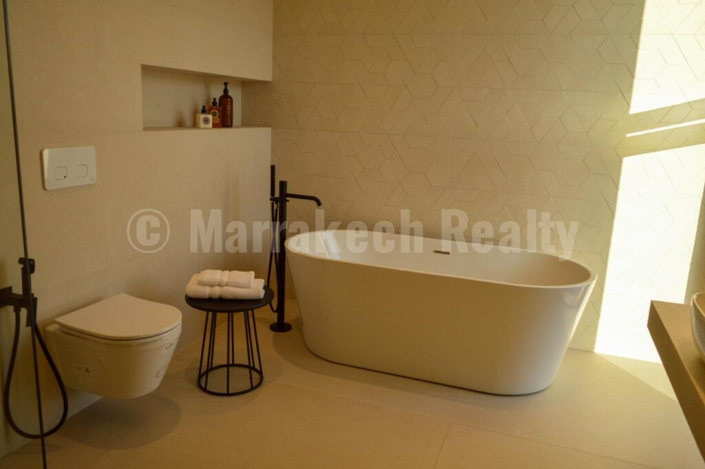 Villa moderne dans une oliveraie à 15 mn de Marrakech